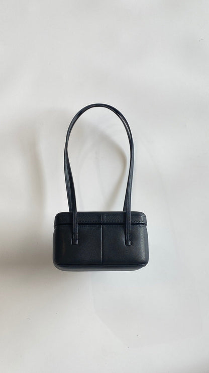 Chanel 2026 Preppy Coco Mini Vanity Shoulder Bag 17cm Black Caviar Leather