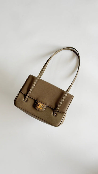 Chanel 26 Shoulder Bag 22cm Khaki Caviar Leather
