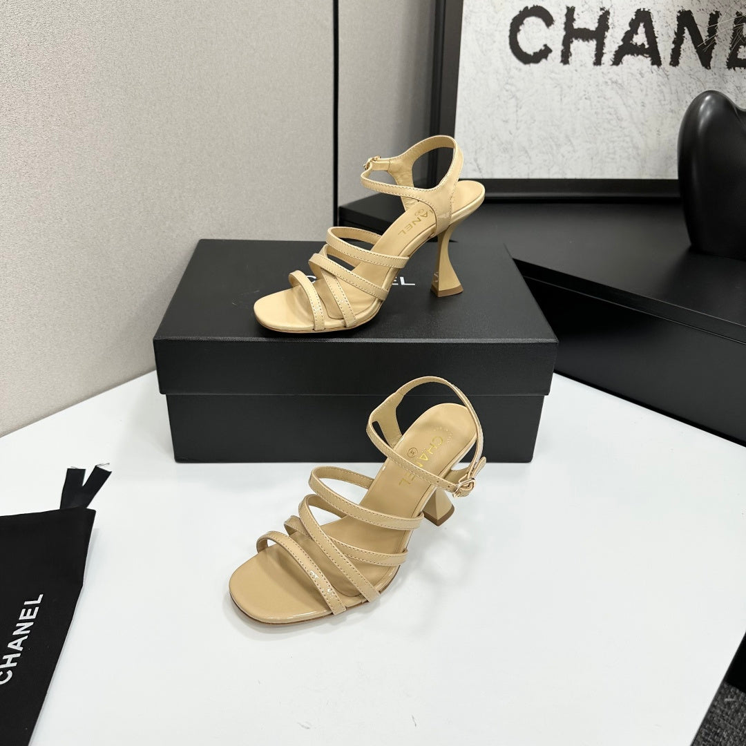 CC 26s High Heel Sandals 80 Beige Patent Leather 626287