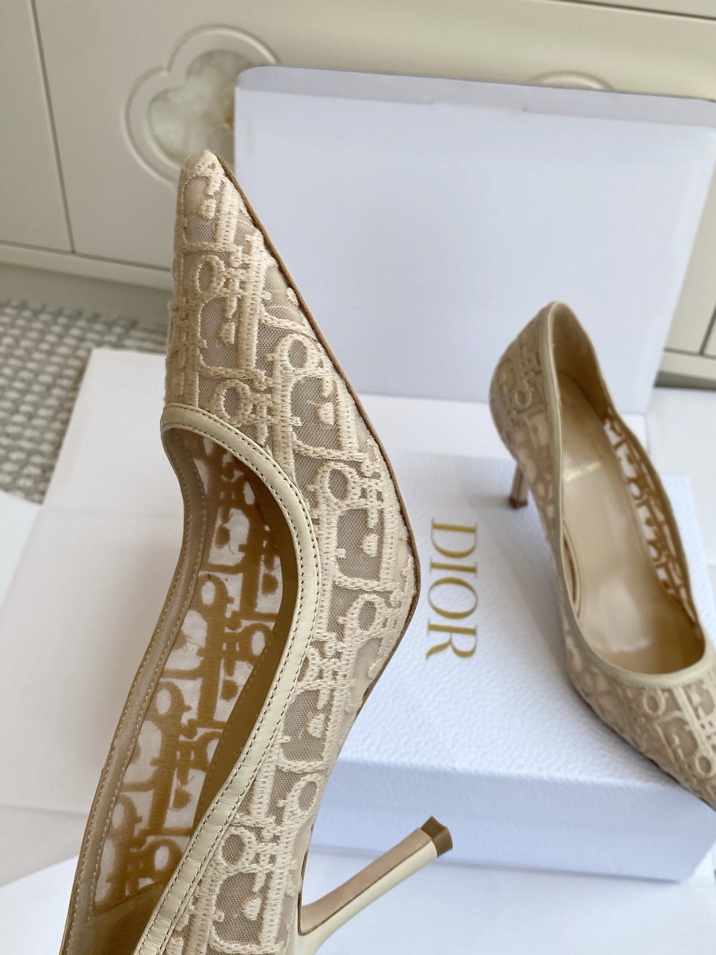 CD 26s Adioable Pump 8cm Monogram Beige Mesh Lambskin 909644