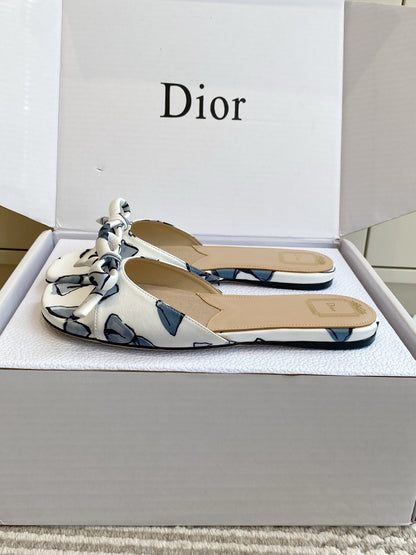 CD 26s Bow Kitten Flat Open Back Sandals White Blue Lambskin 909652