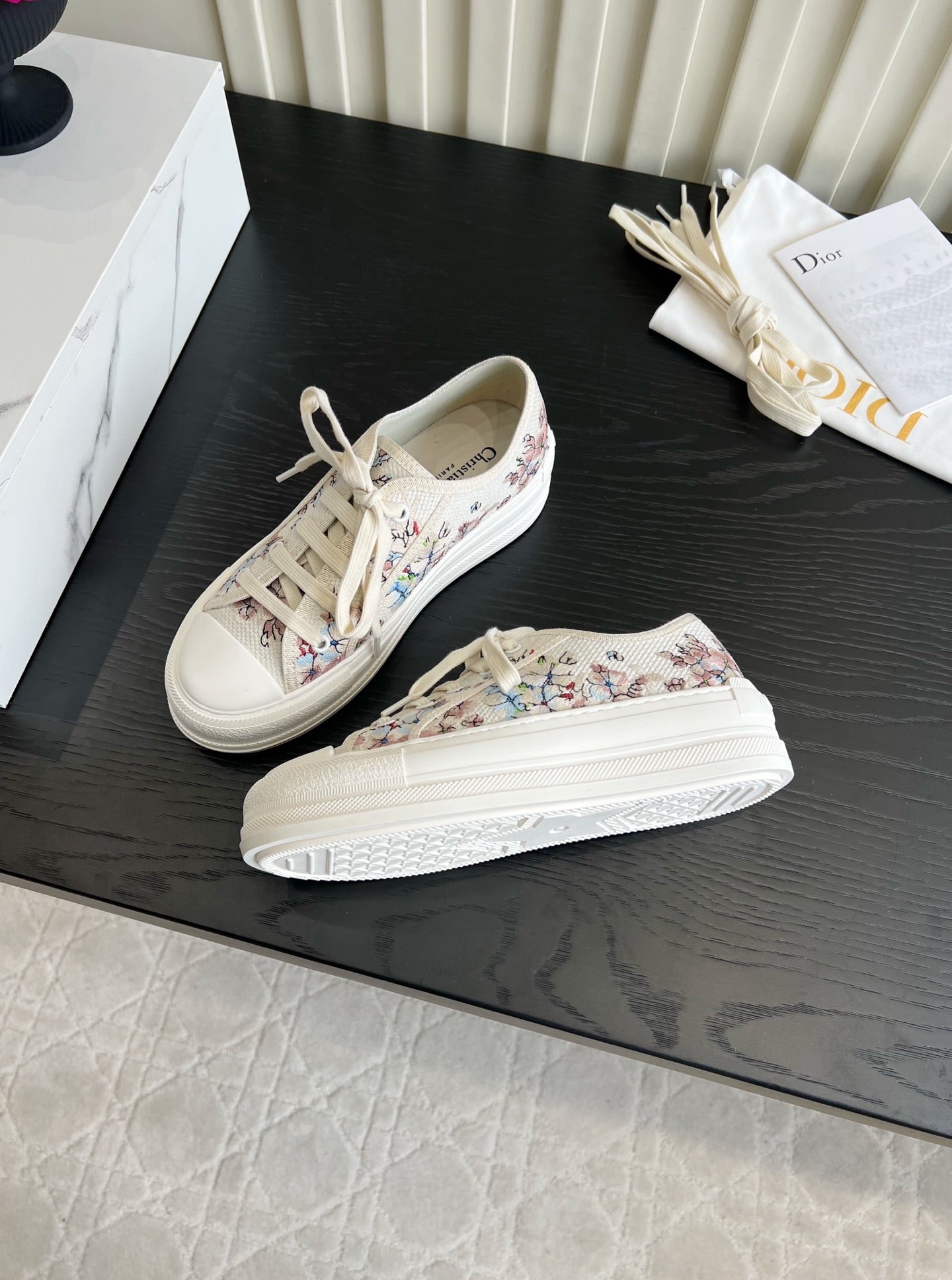 CD Dioriviera Walk'n'Dior Sneaker Cream Cotton 851251