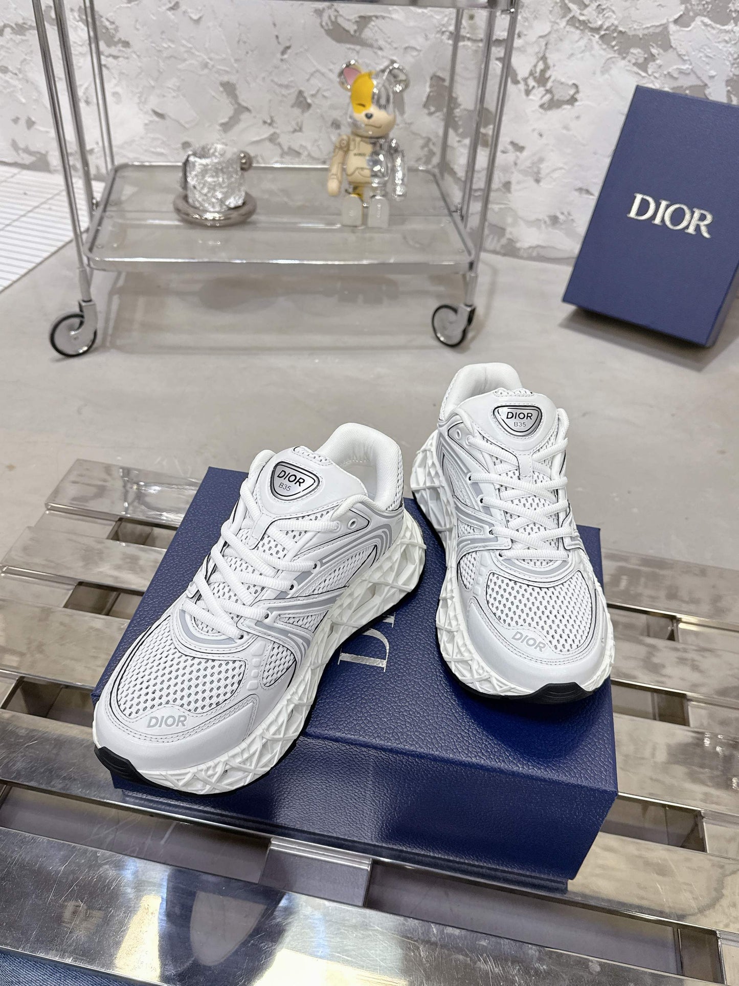 CD 26s Sneaker White Mesh Suede 905041