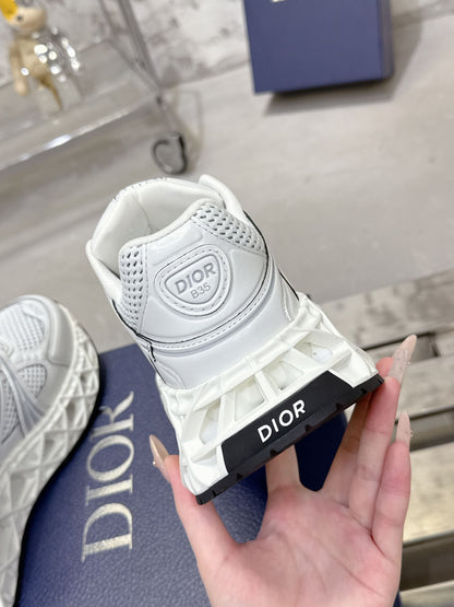 CD 26s Sneaker White Mesh Suede 905041