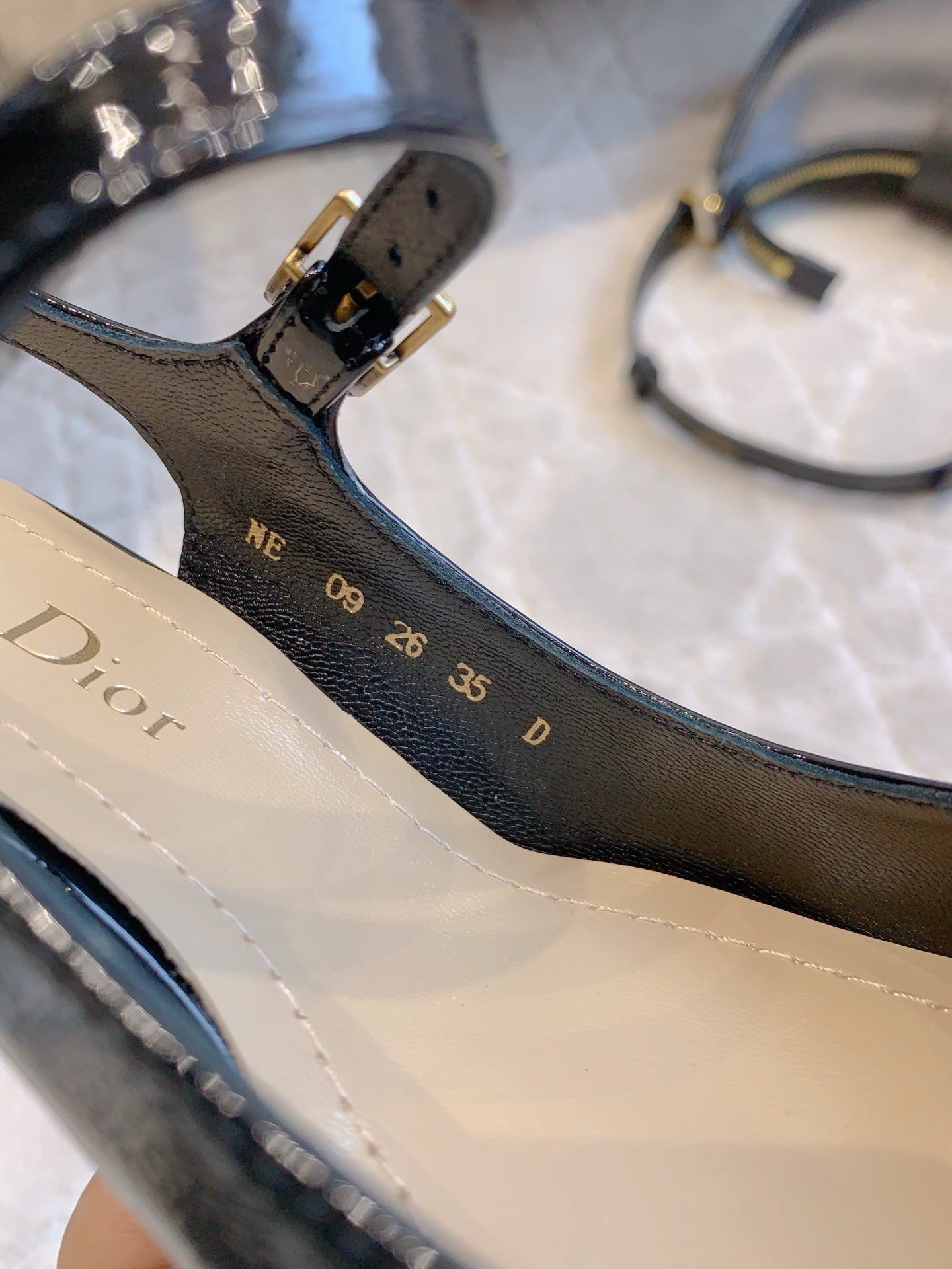 CD Icon Slingback 8cm Black Leather 615469
