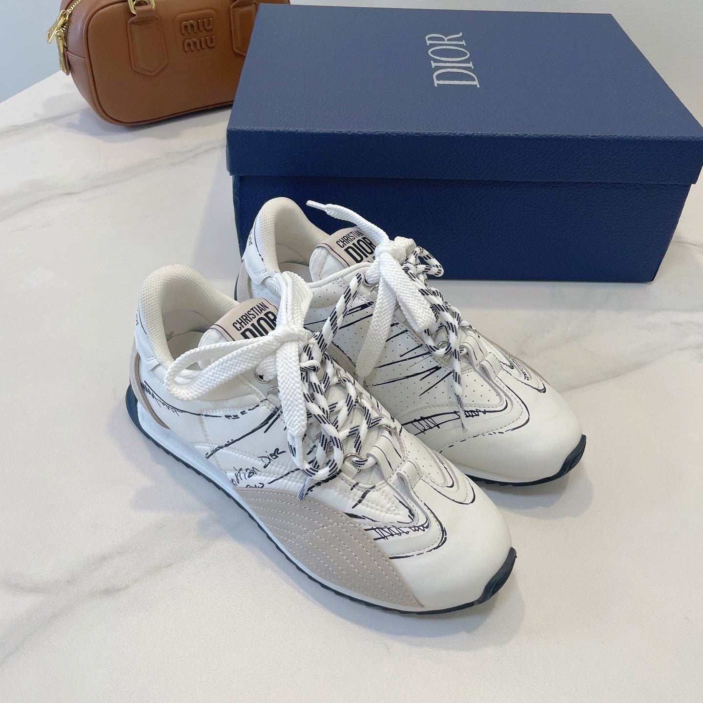 CD 26s D-Sketch Sneakers White Taupe Suede Lambskin 908096