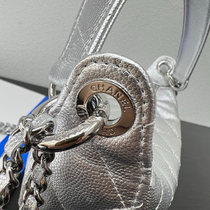 Chanel 2026 Clutch Bag With Strap 22cm Leather