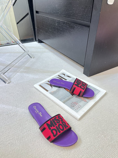 dway slide embroidered red purple cotton