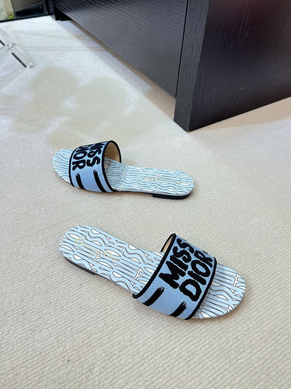 dway slide embroidered cotton cloud blue miss cd alllover motif