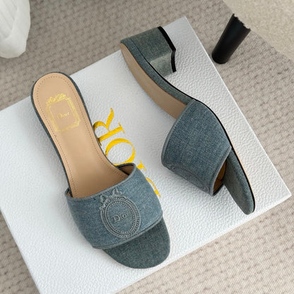 CD Médaillon Slide 4.5cm Wash Blue Denim 849736
