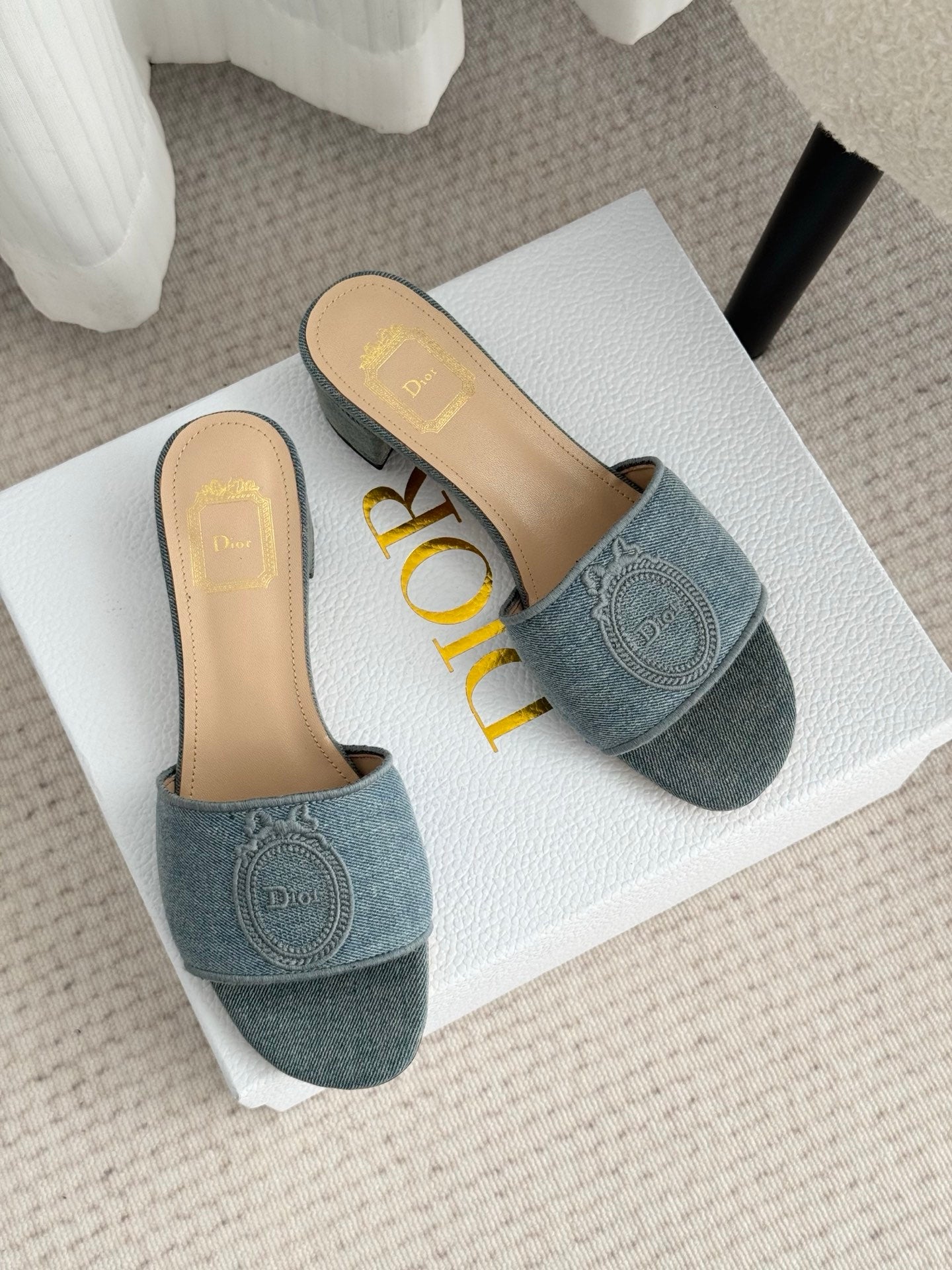 CD Médaillon Slide 4.5cm Wash Blue Denim 849736
