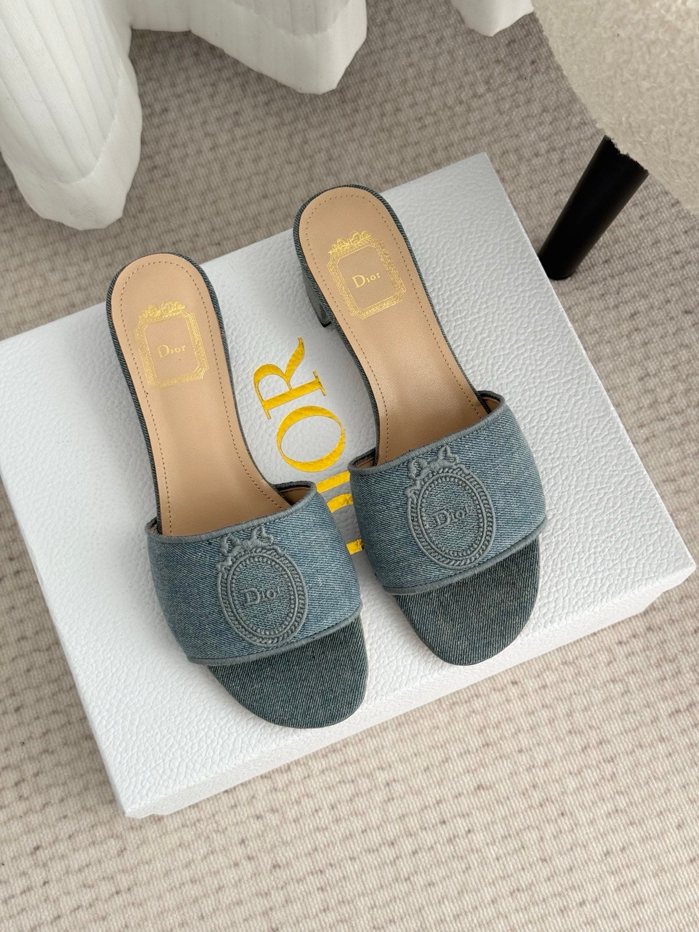 CD Médaillon Slide 4.5cm Wash Blue Denim 849736