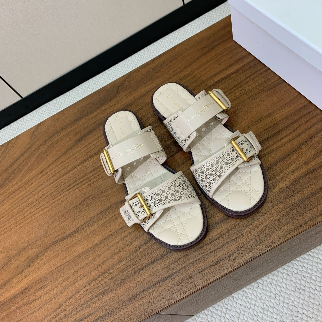 CD D-Avenue Slide Cream Cowhide 792656