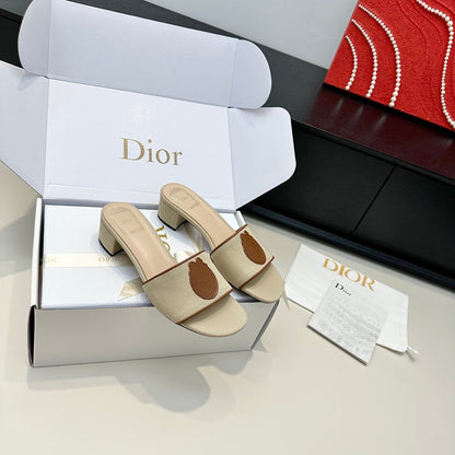 CD Médaillon Slide 4.5cm Cream Brown Denim 899860