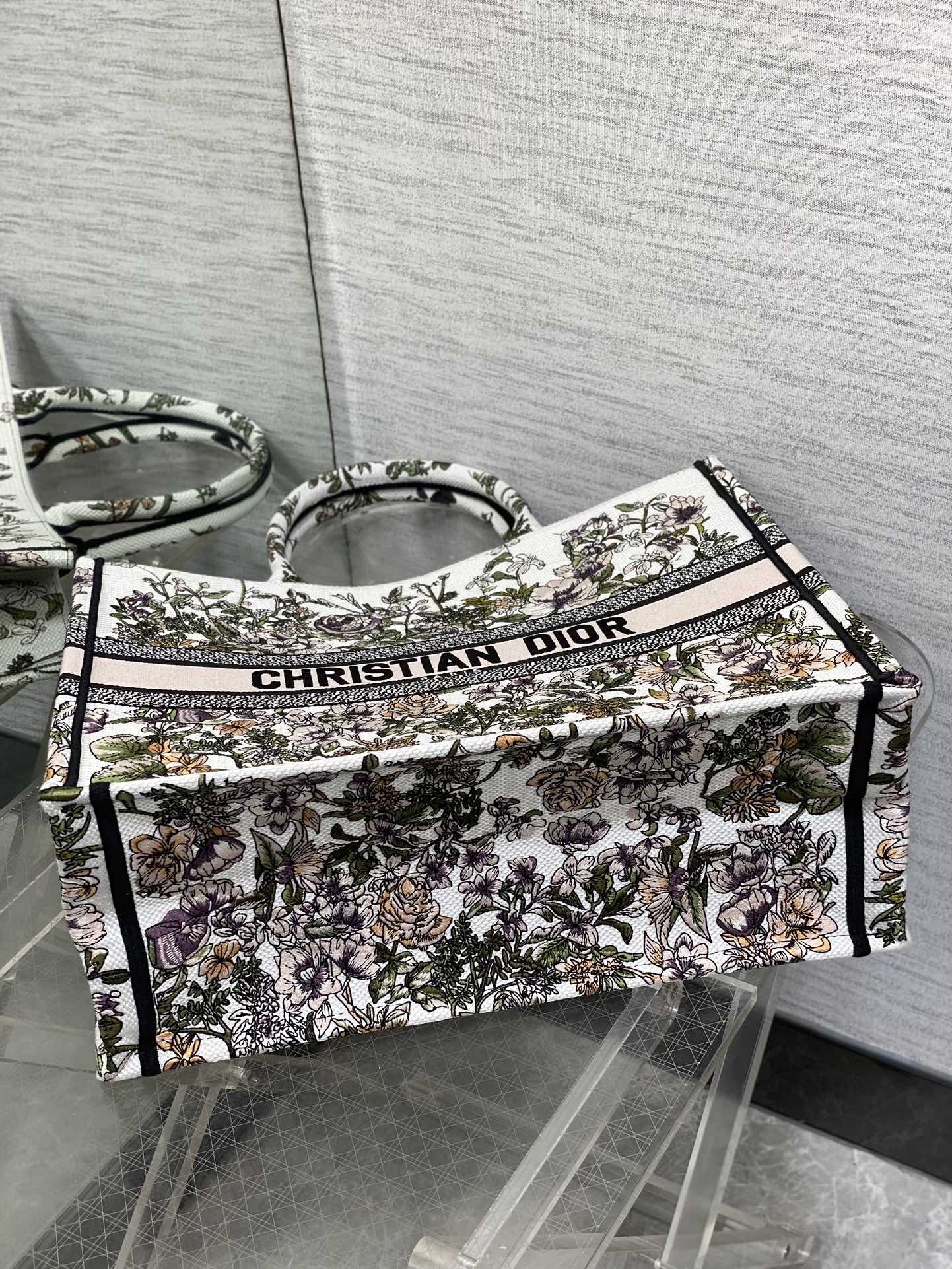 CD Medium Dior Book Tote Floral Motif White Pink Cotton