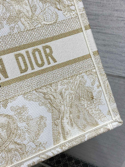 CD Medium Dior Book Tote Tiger Motif White Beige Cotton