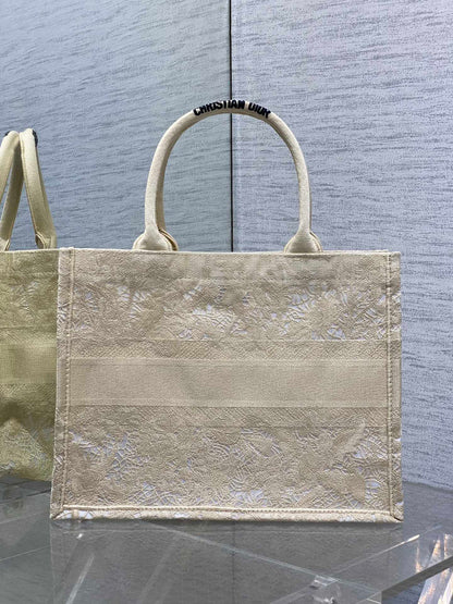 CD Medium Dior Book Tote Scotland’s National Flower Pattern Beige Cotton