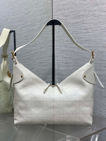 Dior 2025 Voyage Bag 34cm White Grained Calfskin 267767