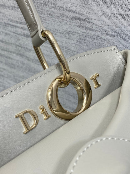 CD 26SS Bow-Adorned Bag Light Gray Calfskin 272509