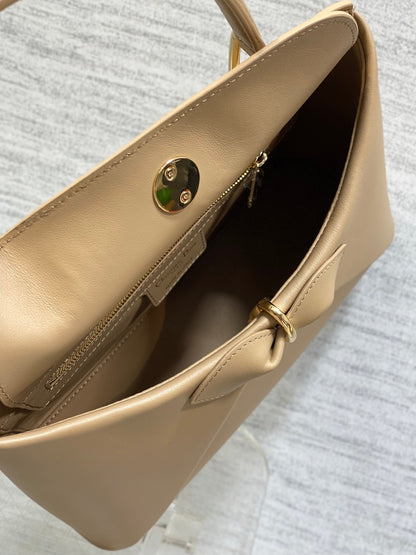CD 26SS Bow-Adorned Bag Khaki Brown Calfskin 272513