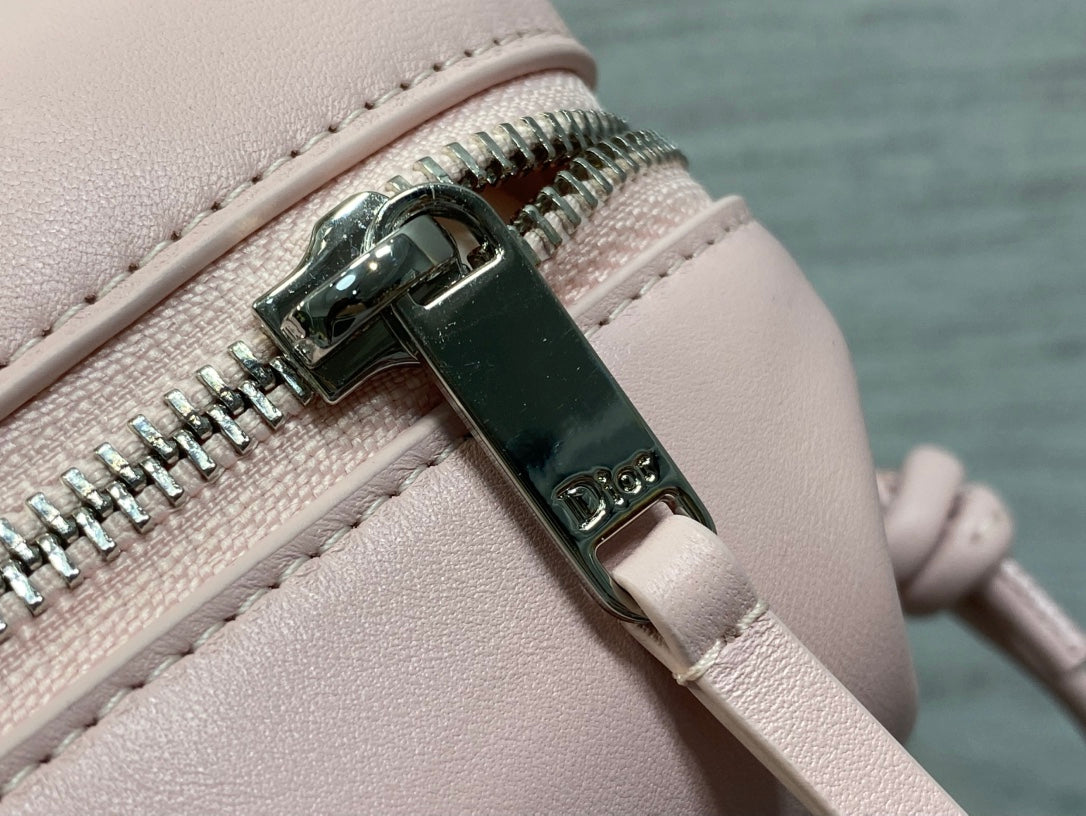 CD Bow Pouch Light Pink Lambskin 286627