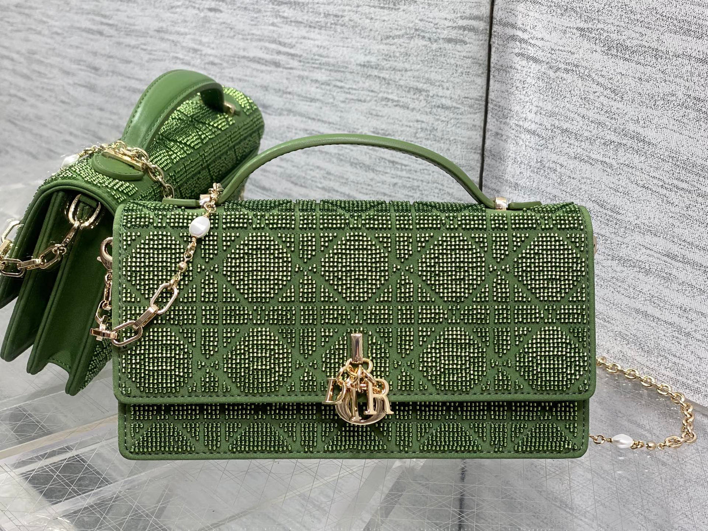 Dior 2026 Microbead-Embroidered Bag 21cm Cotton Leather 355271