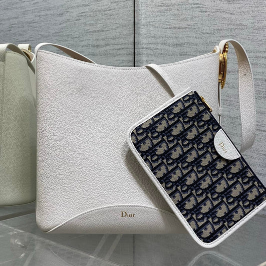 Dior 2026 Medaillon Bucket Bag 26.5cm Grained Cowhide 289070