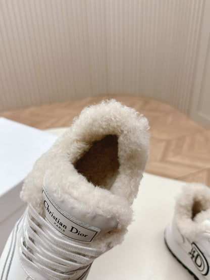 C'est Dior Sneaker Fleece Lining White Lambskin