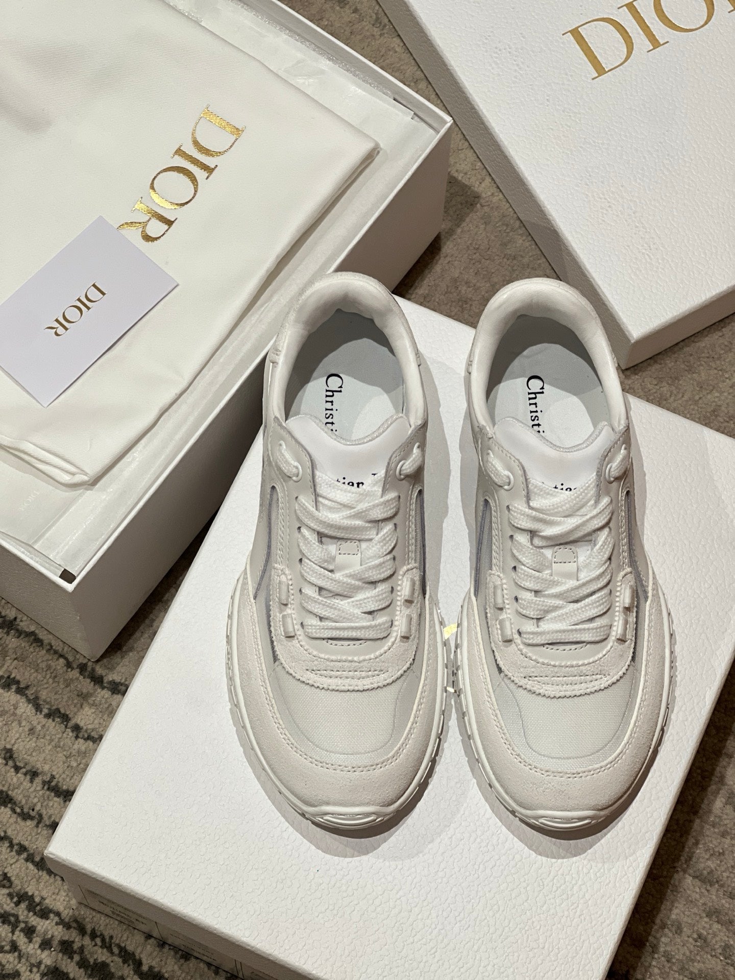CD Tech Sneaker White Mesh Suede 707905