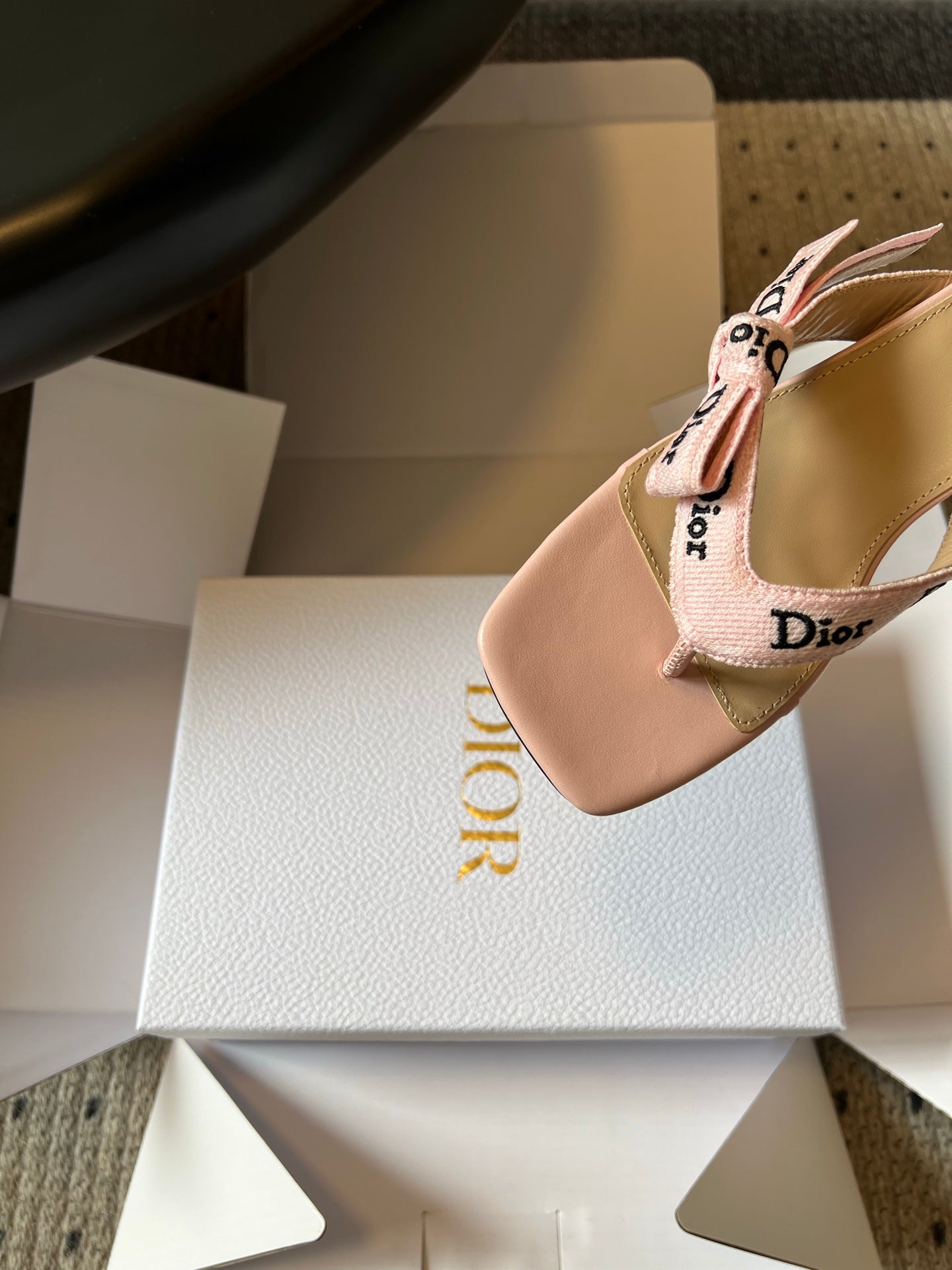 CD 26s Dway Thong Sandal Light Pink Cotton Lambskin 918055