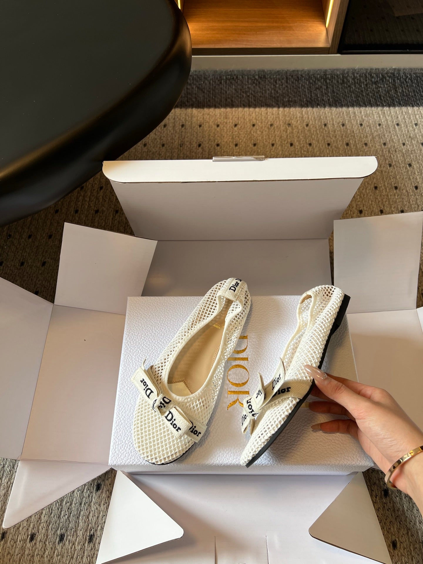 CD 26s J'Adior Ballet Flat Cream Mesh 903404