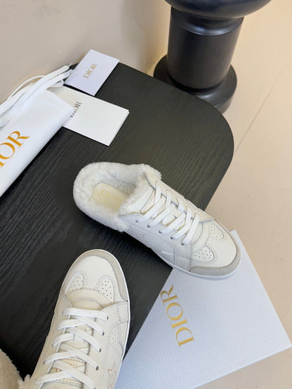 Dior 25 Star Sneaker White Black Suede Cowhide 530613