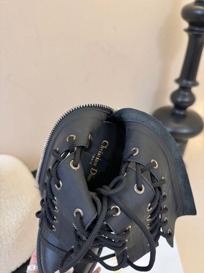 CD D-Road Ankle Boot Black Grained Calfskin 530616