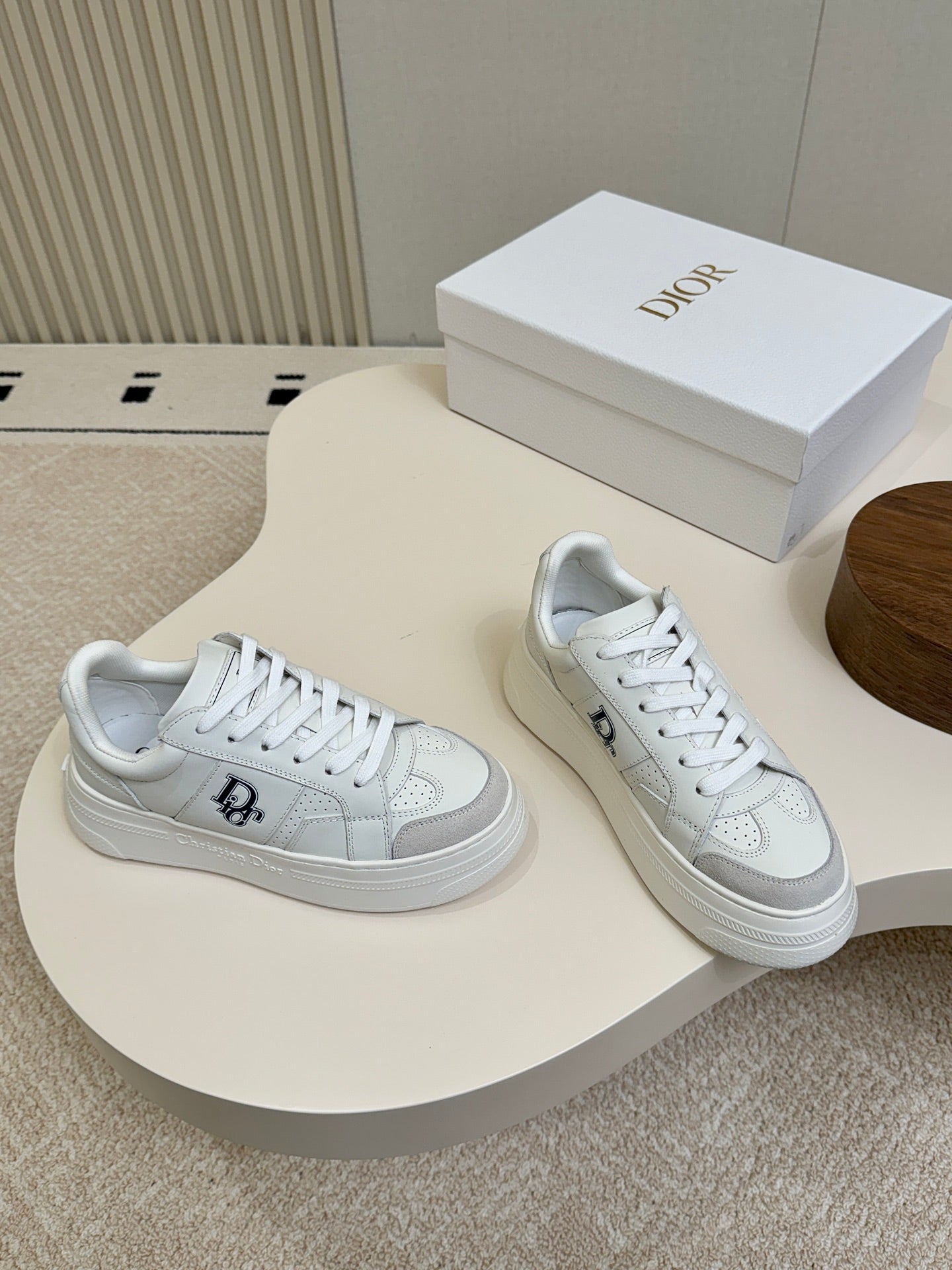 CD 26s Sneaker White Grey Calfskin Suede 920132