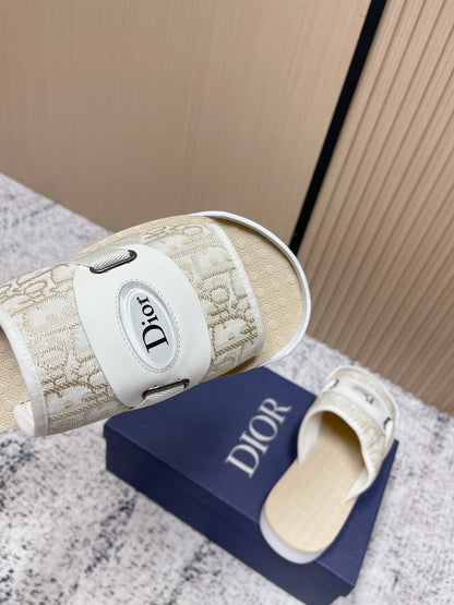 CD Men's Alpha Sandals Cream Rubber Cotton 752387