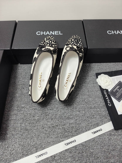 Chanel 2026 Ballet Flat Black White Horsehair Calfskin 696629