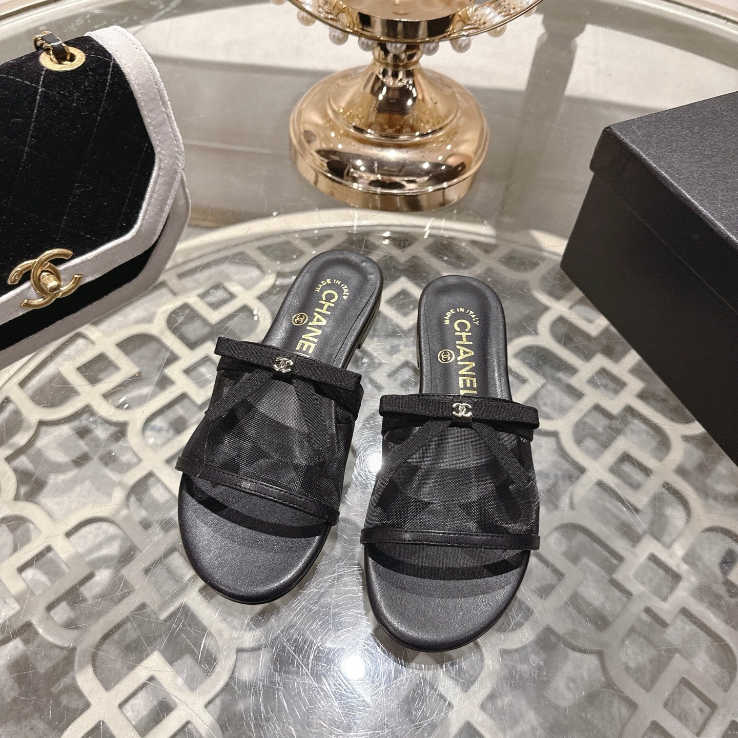 CC 26s Chunky Heel Sandals Black Mesh Sheepskin 627065