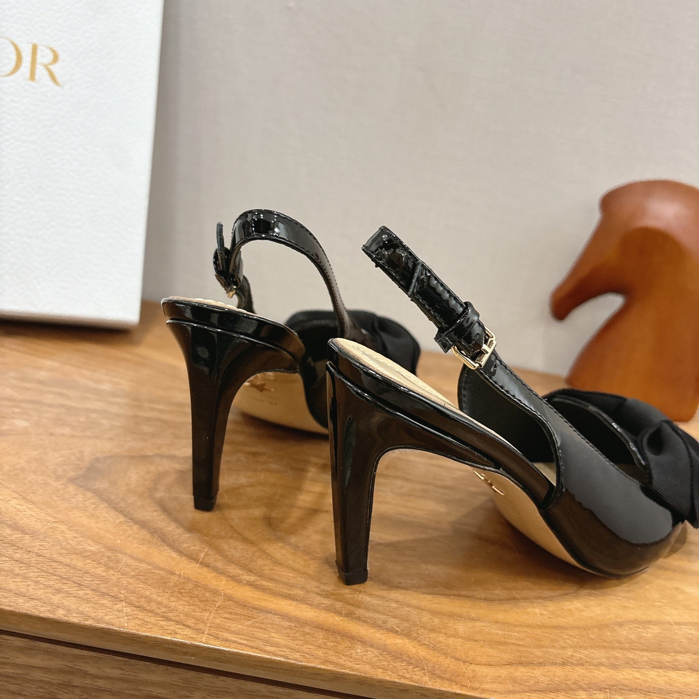 CD Diorissimo Slingback 80mm Black Patent Leather 541250
