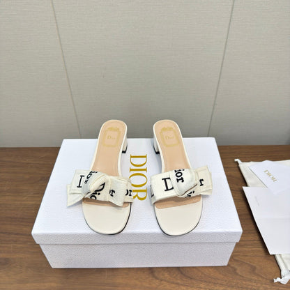 CD 26s J'Adior Chunky Heel 4.5cm White Canvas Lambskin 922453
