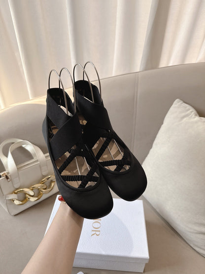 CD 26s Shade Ballet Flats Black Satin 939599