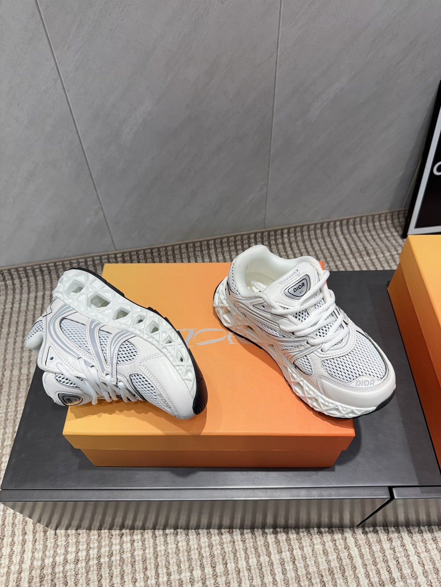 CD B35 NXXT Sneaker White Rubber Mesh 614257