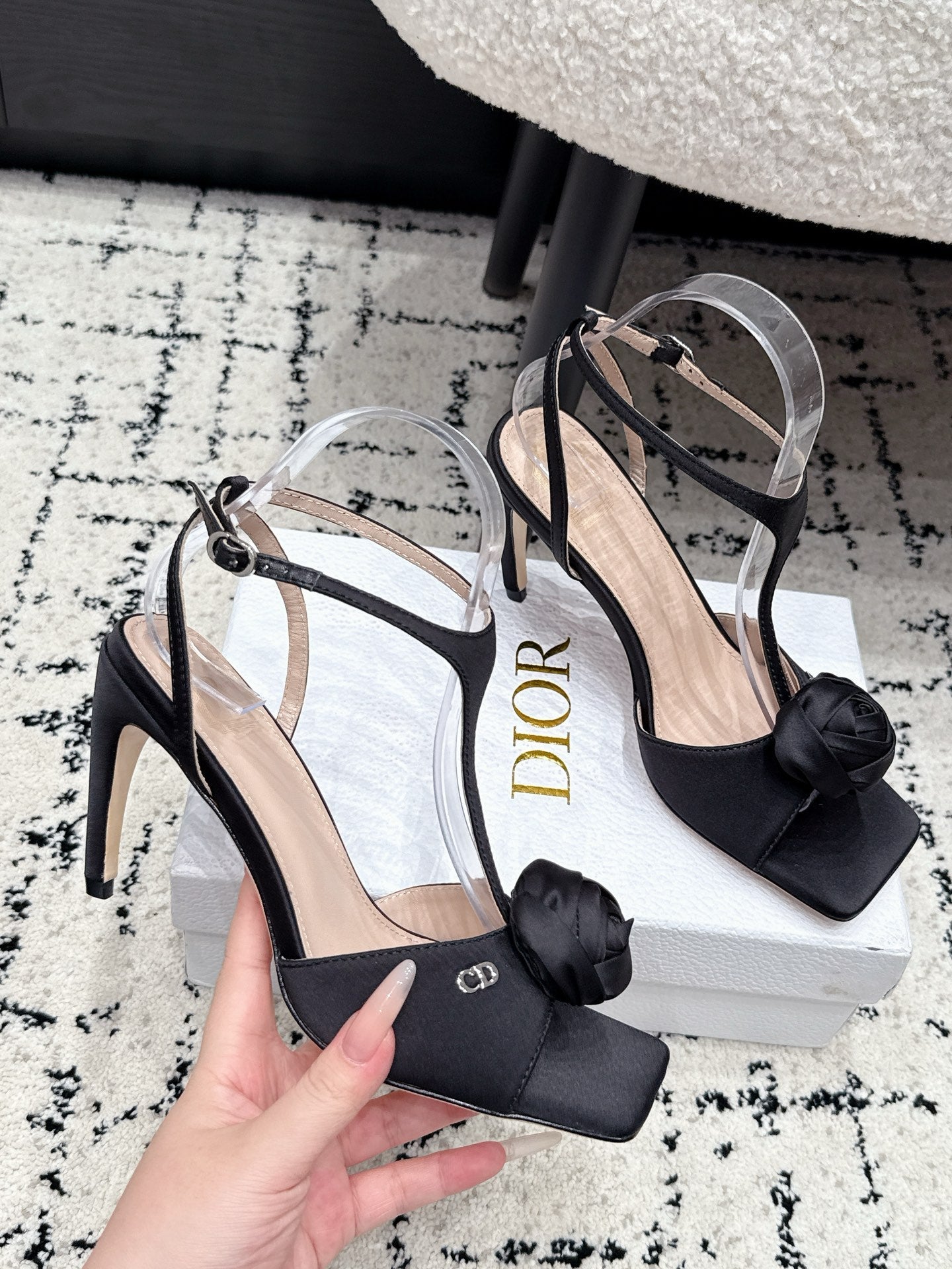 CD 26s Floral High-Heeled Sandals 9cm Black Satin 908242