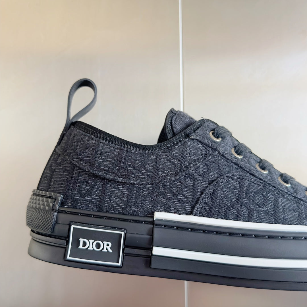 CD B23 Low-Top Sneaker 35mm Black Oblique Jacquard Fabric