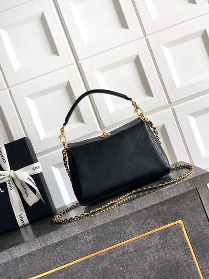 Chanel 2026 Bag 23cm Leather 370450