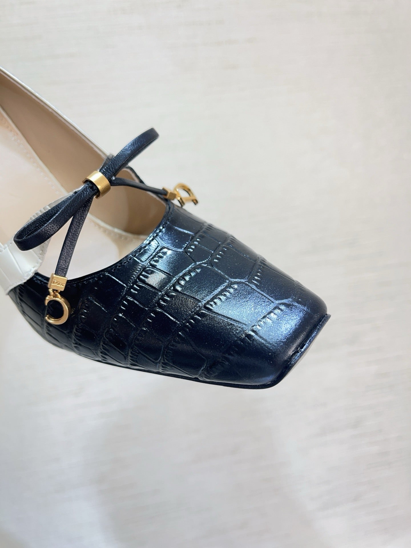 CD Miss Muse Pump Black White Crocodile Printed Calfskin 820064