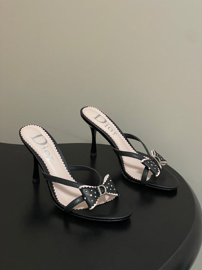 CD 26SS D'Trick Heeled Sandal 10cm Black Bow Detail Sheepskin 632581