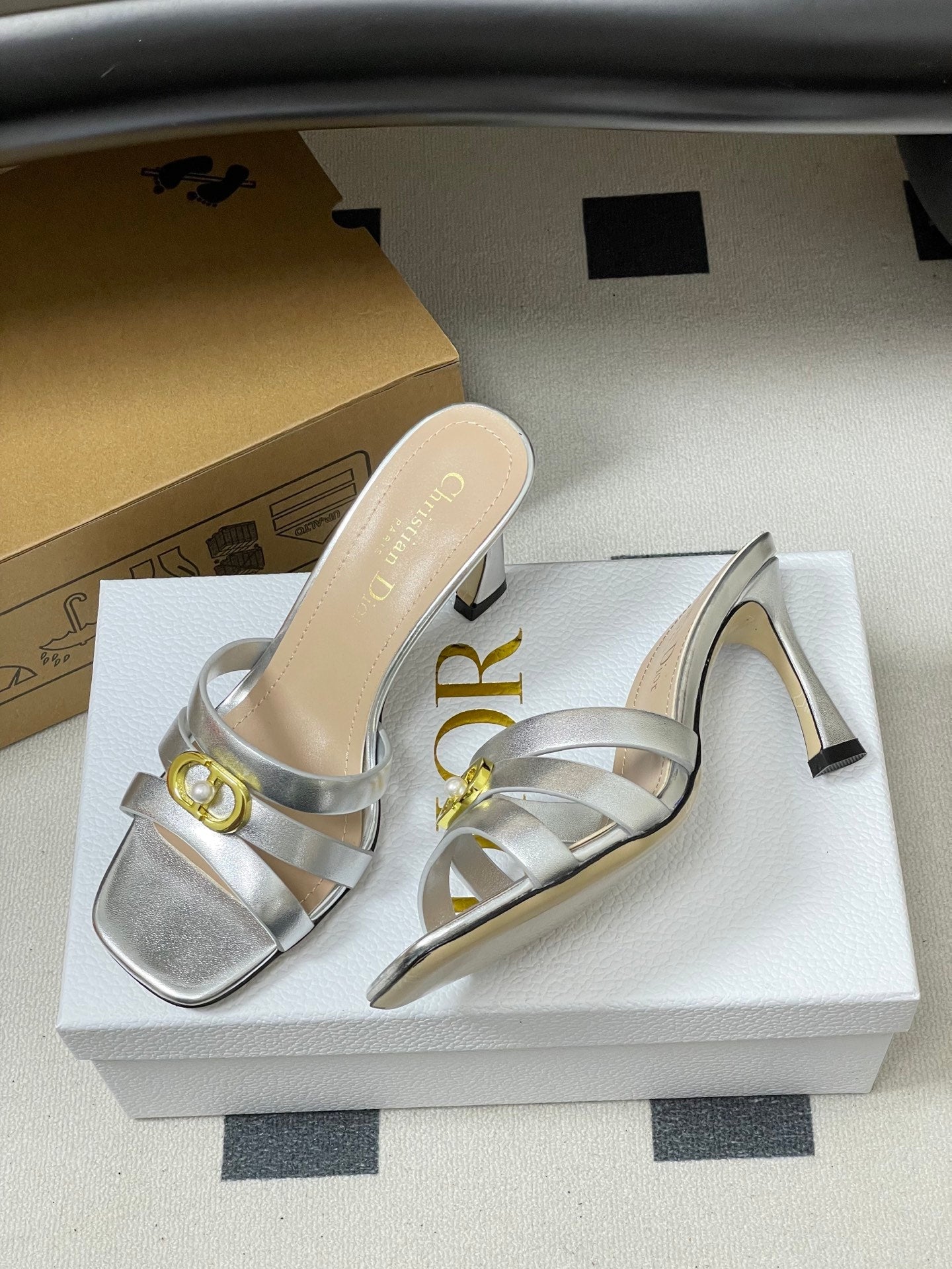 CD 26 High-Heeled Sandals 80mm Silver Metallic Cowhide 632585