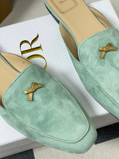 CD 26 Baby Bow Flat Mule Pistachio Green Cowhide Sheepskin Suede 632592