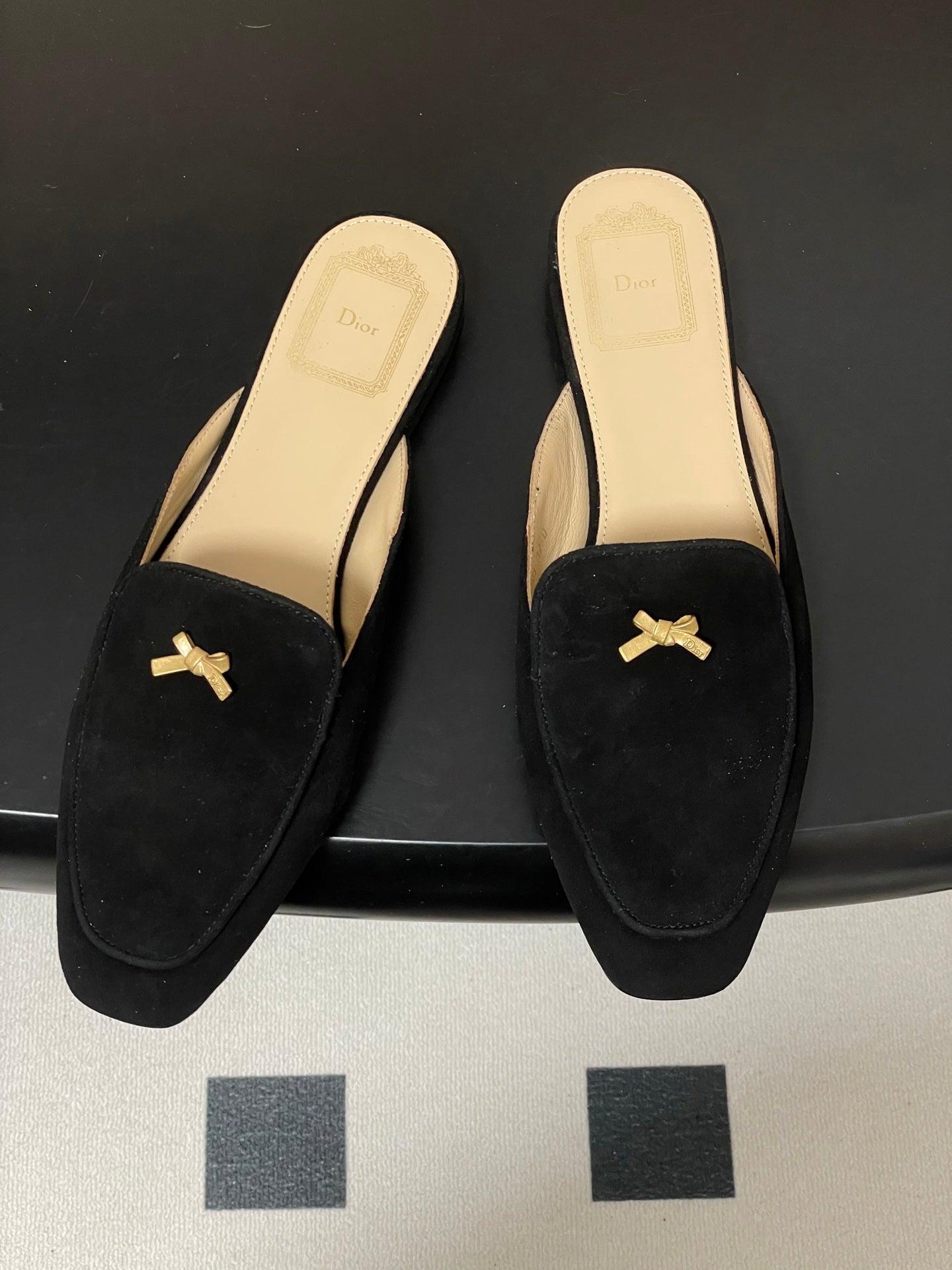 CD 26 Baby Bow Flat Mule Black Cowhide Sheepskin Suede 632595