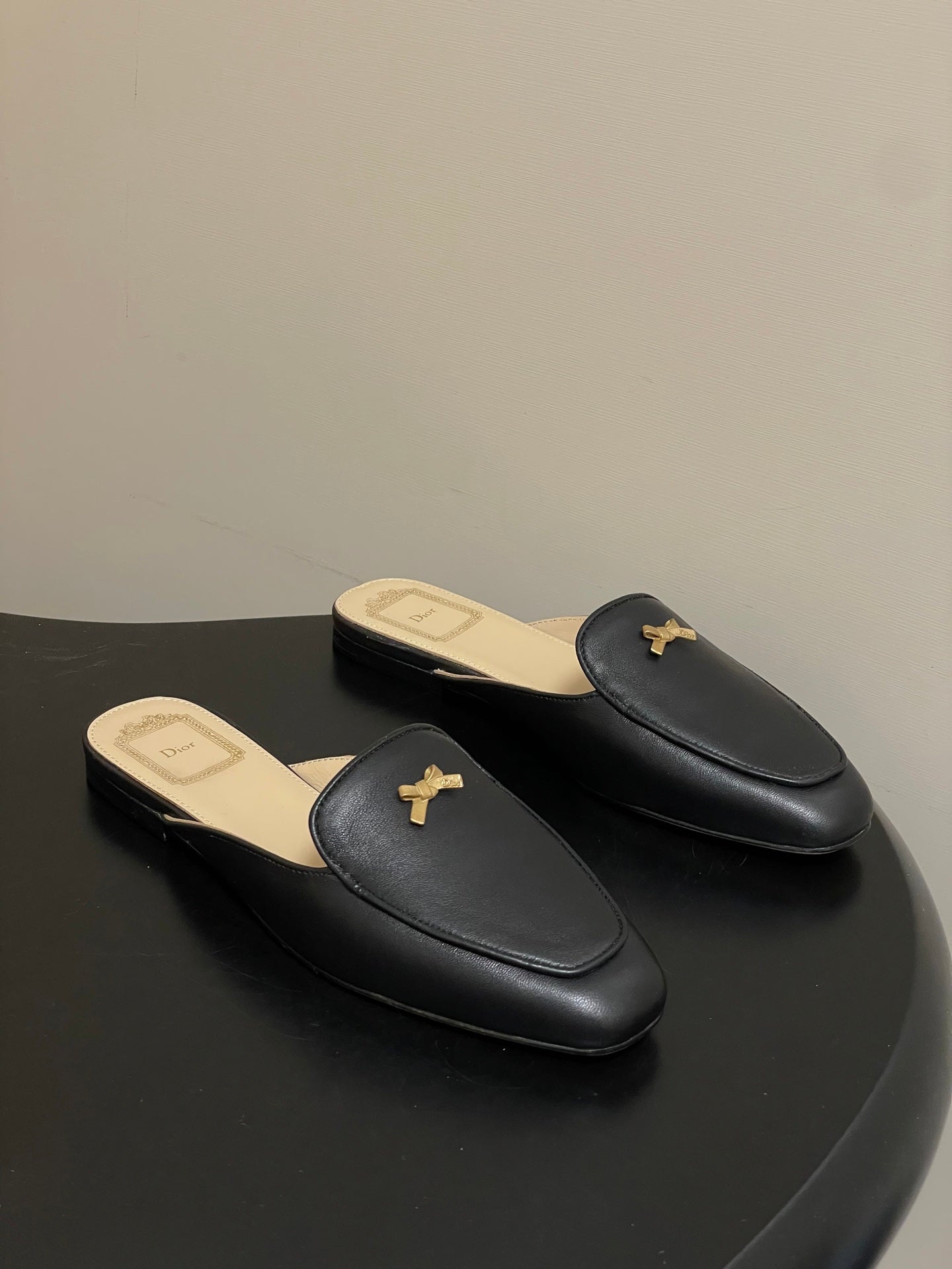 CD 26 Baby Bow Flat Mule Black Cowhide Sheepskin 632597